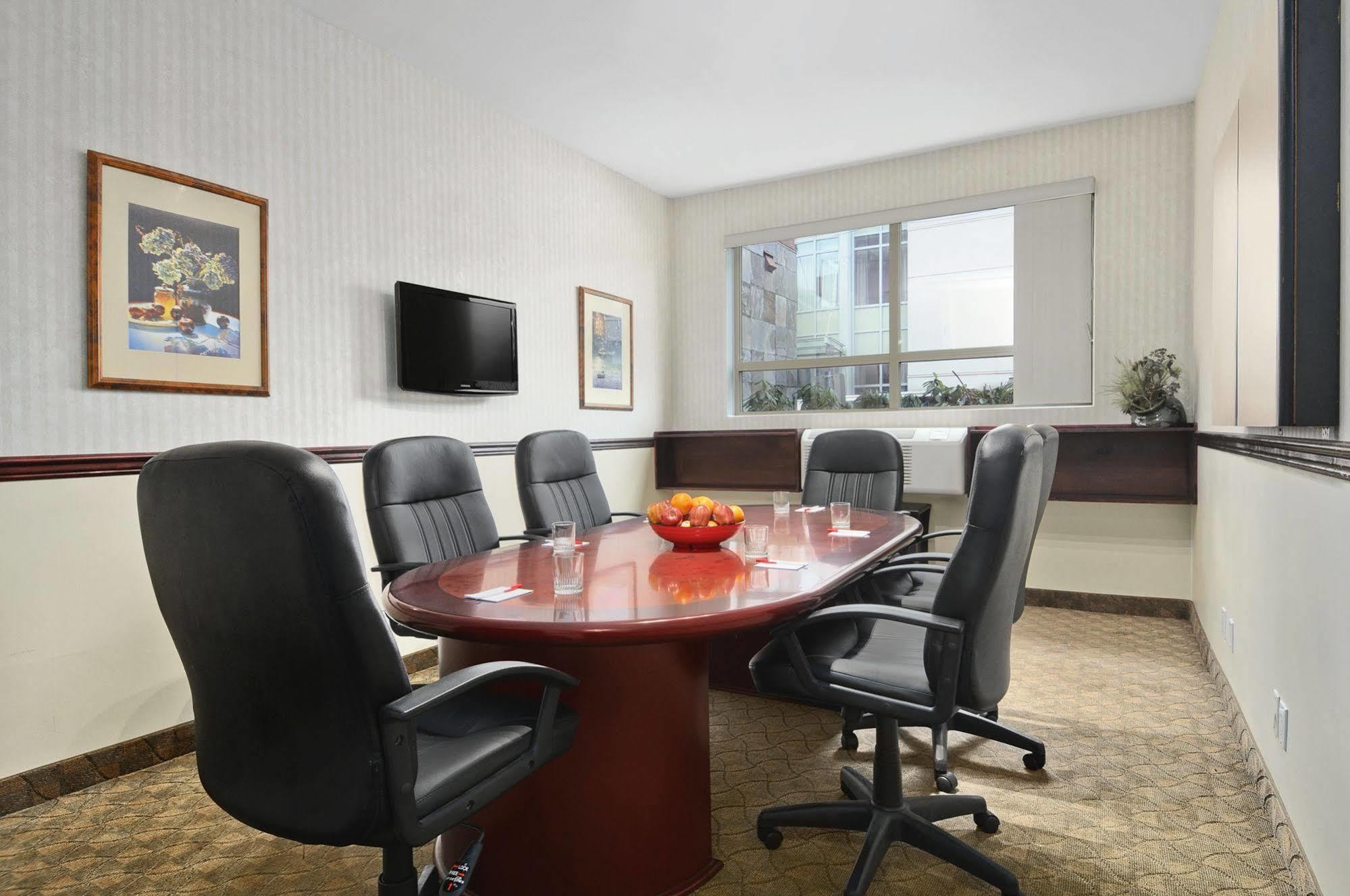 Surestay By Best Western Richmond Vancouver Airport Dış mekan fotoğraf